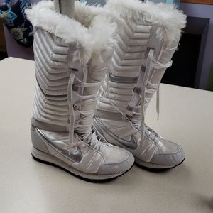 Gym Shoe Boots by Nike